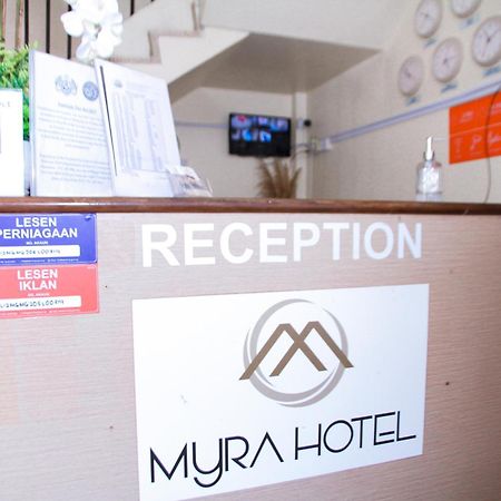 Myra Hotel Мерсинг Экстерьер фото