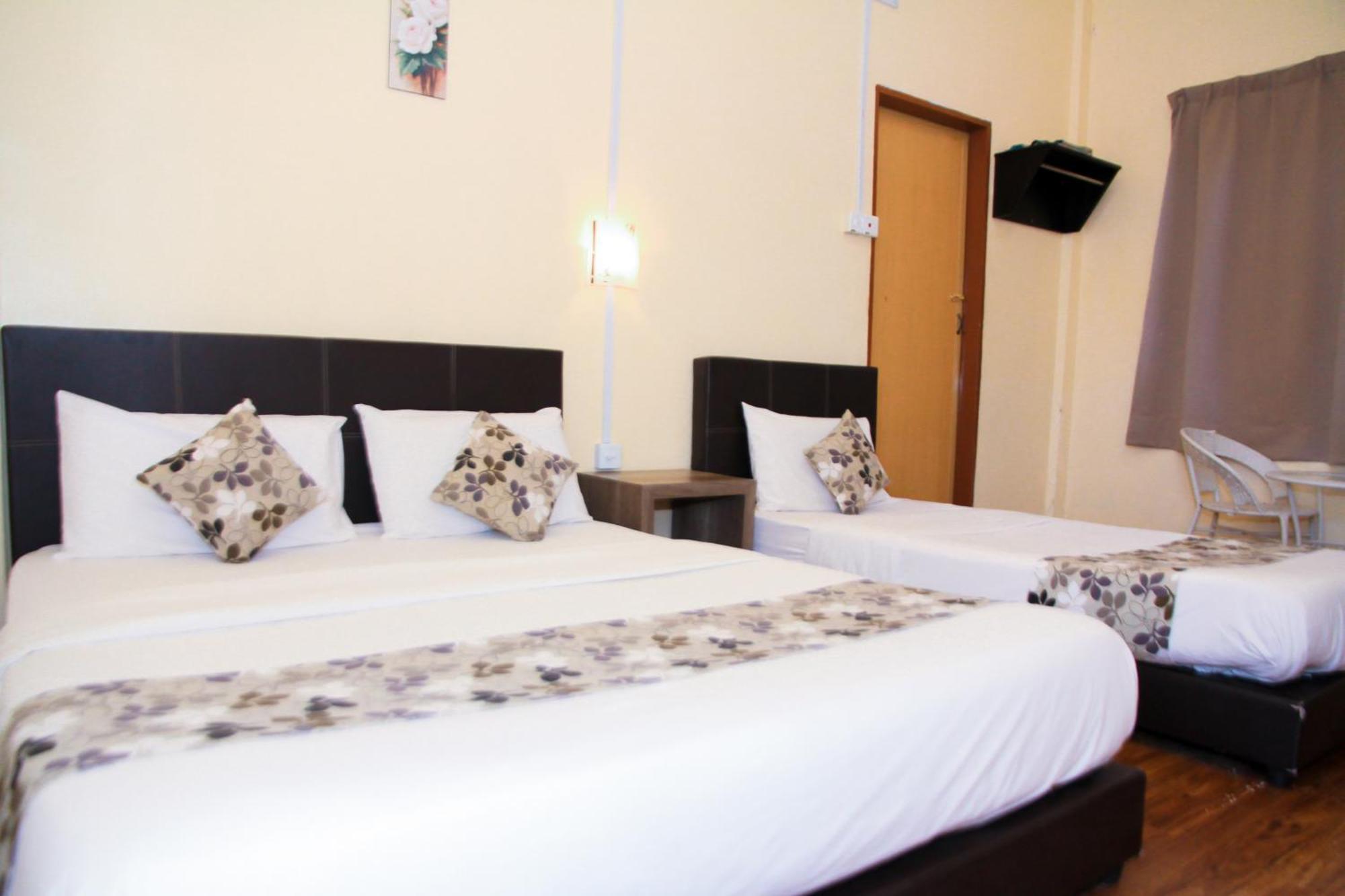 Myra Hotel Мерсинг Экстерьер фото